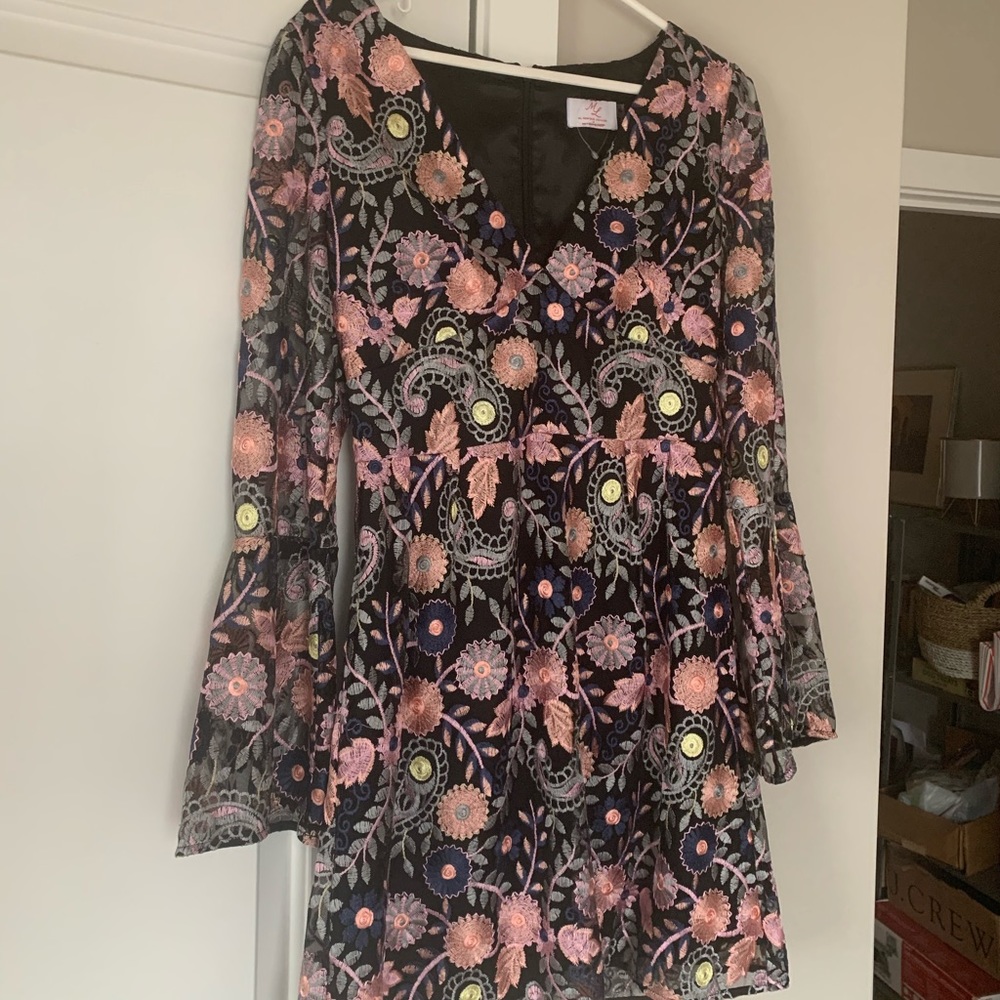 NWOT Monique Luhhlier Embroidered Dress